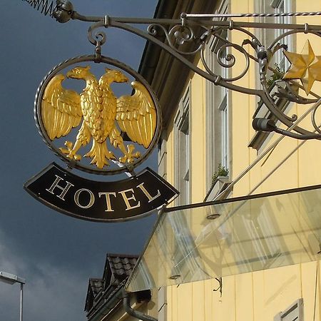 Hotel Goldener Adler Garni Hallstadt Exteriör bild
